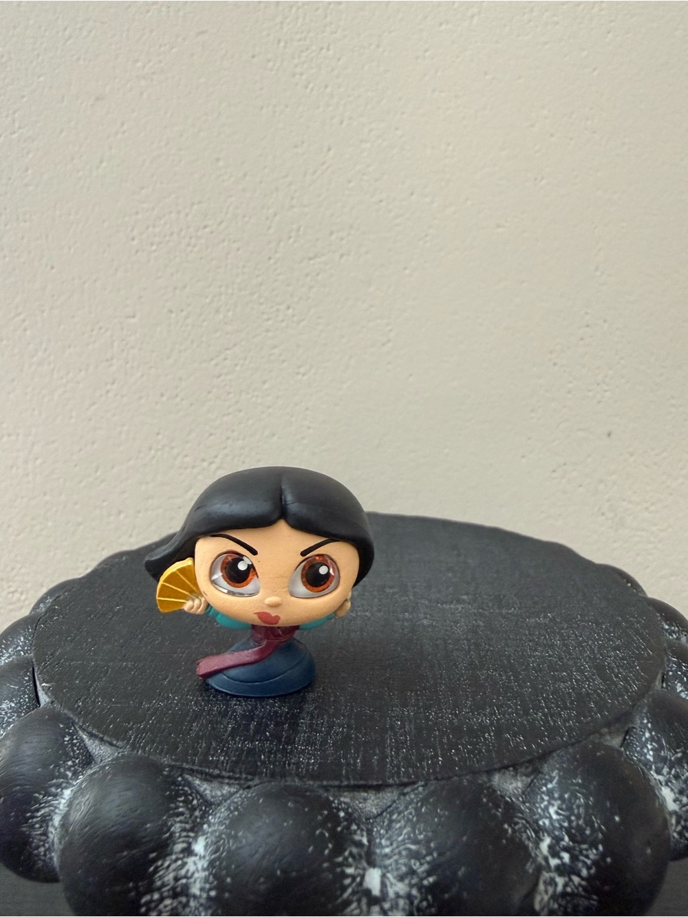 Mulan with fan doorable